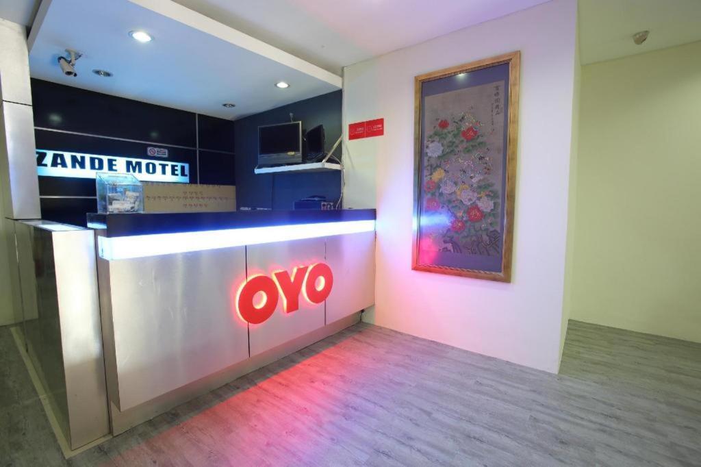 Oyo 822 Zande Motel Kuala Selangor Exterior photo